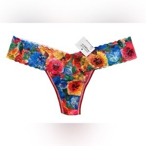 NWT Hanky Panky Signature Lace Thong Panties